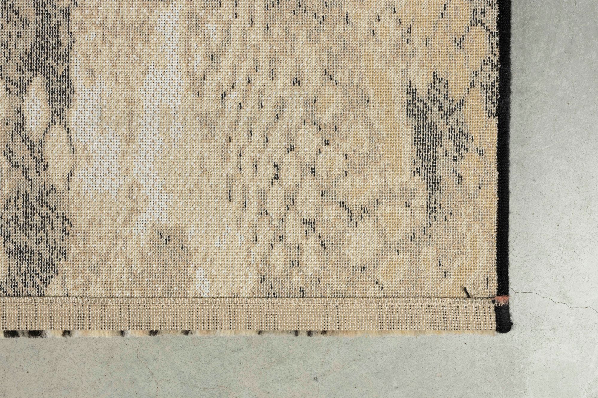 Bold Monkey Keep Your Enemies Closer 200x300 Carpet